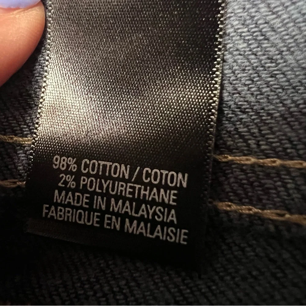 Tahari Dark Wash Indigo Jeans Mid Rise Straight Leg Size 10, 33” inseam